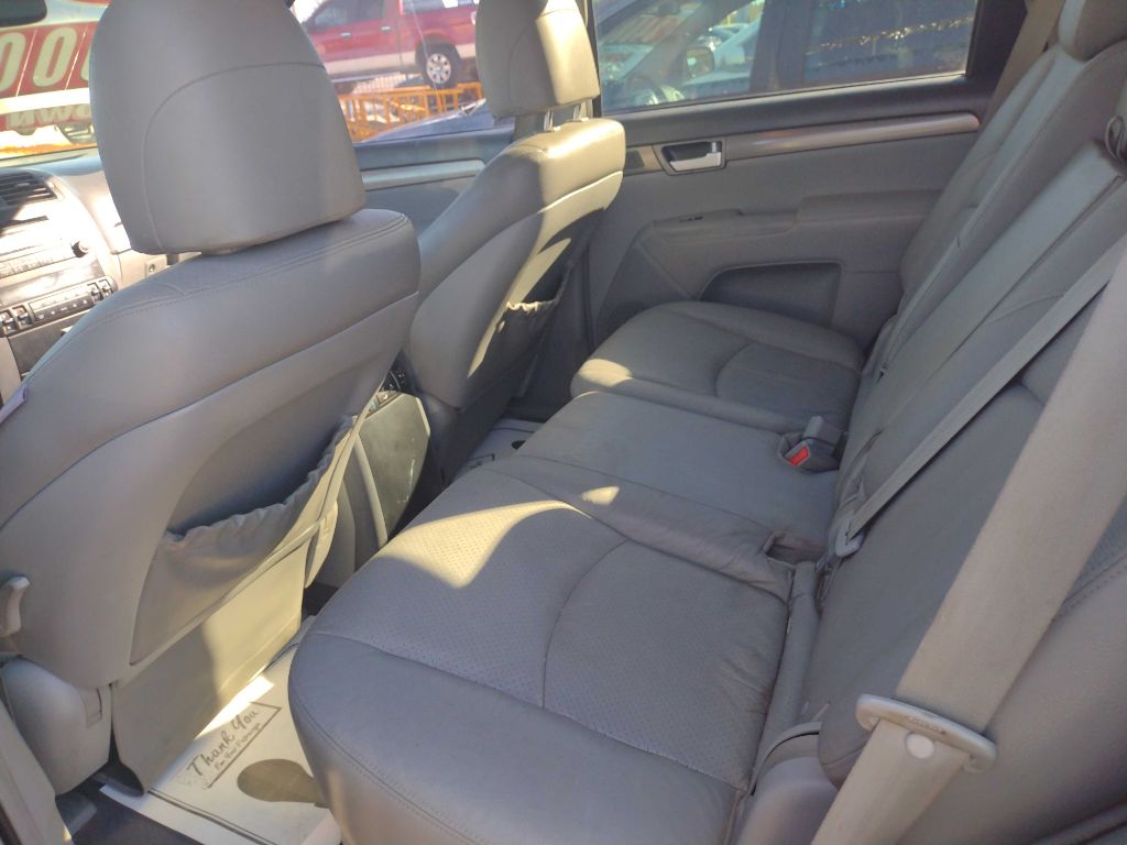 Photo 5 of this KIA BORREGO