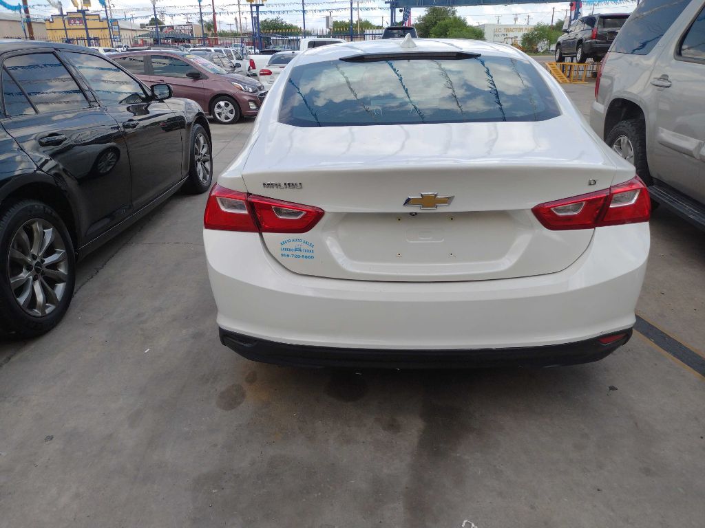 Photo 2 of this CHEVROLET MALIBU