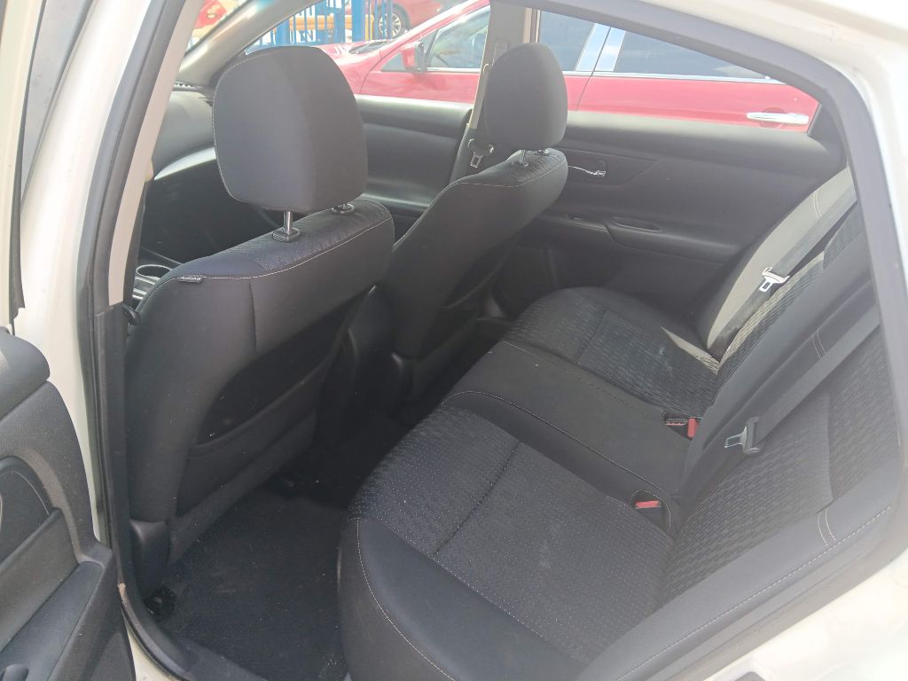 Photo 3 of this NISSAN ALTIMA
