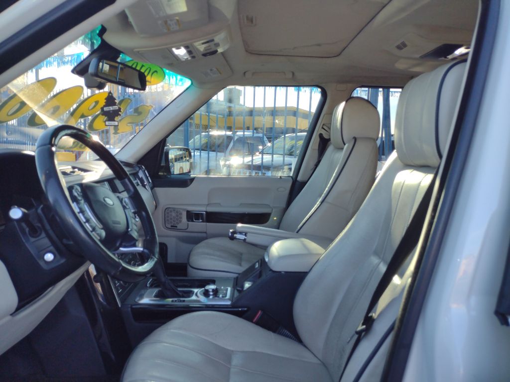 Photo 6 of this LAND ROVER RANGE ROVER