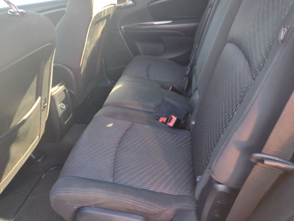 Photo 5 of this DODGE JOURNEY