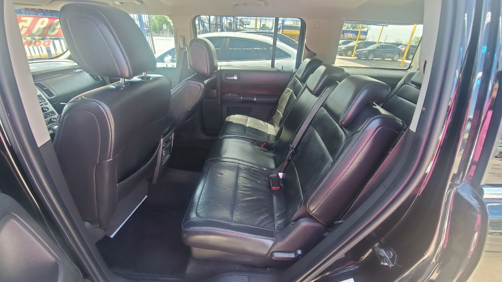 Photo 4 of this FORD FLEX