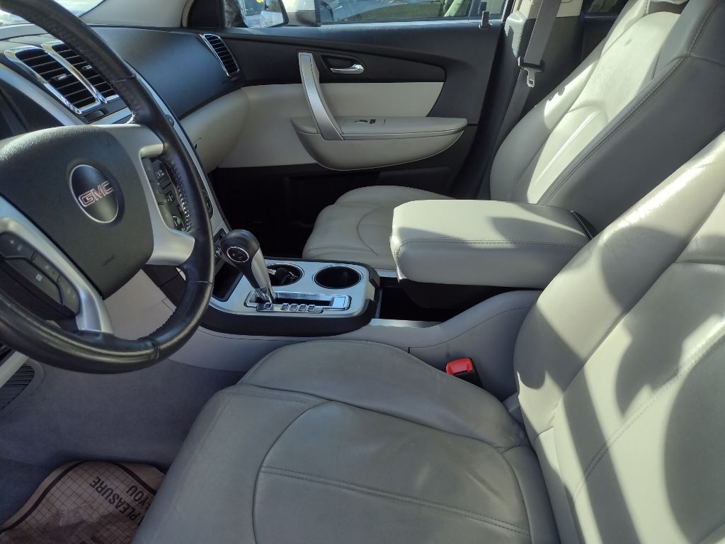 Photo 6 of this GMC ACADIA