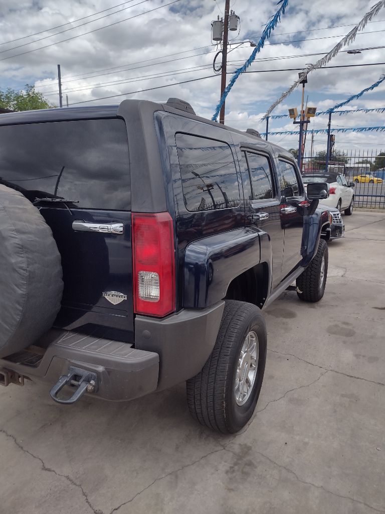 Photo 4 of this HUMMER H3