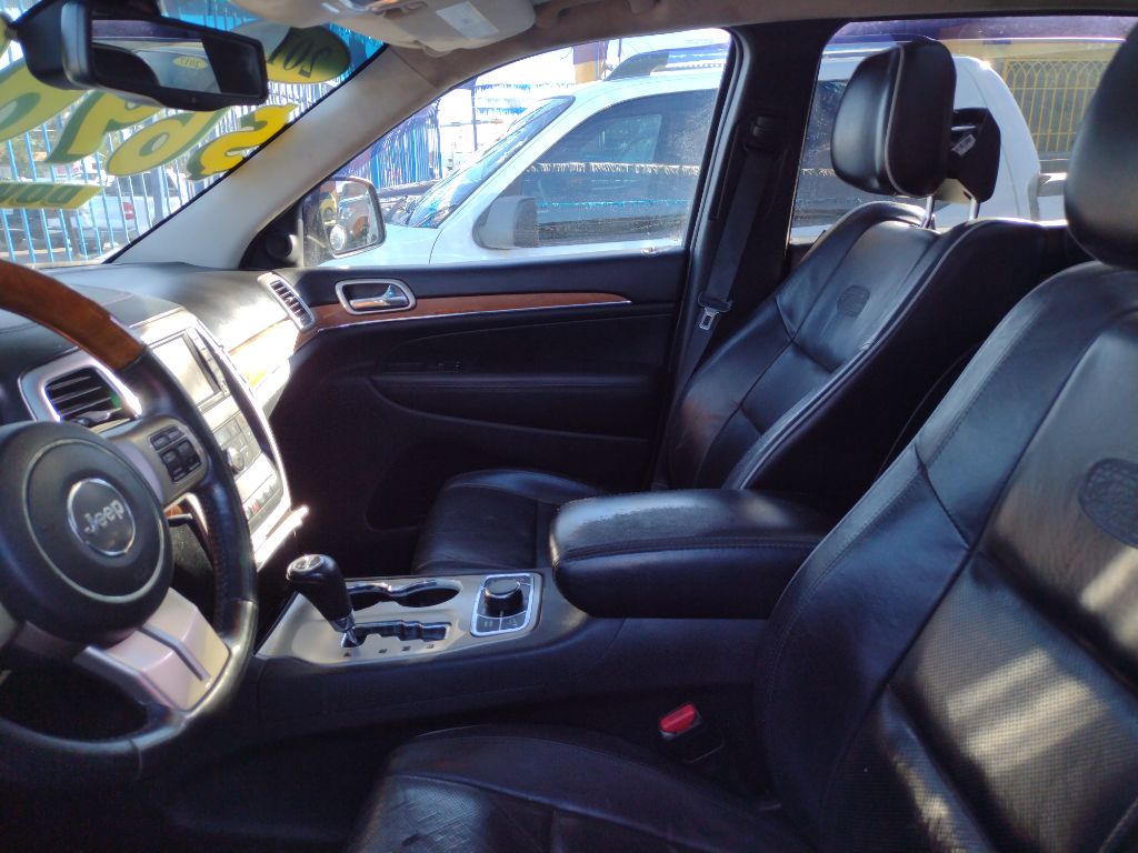 Photo 5 of this JEEP GRAND CHEROKEE
