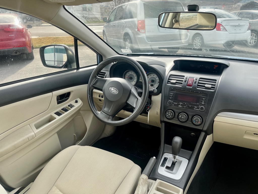 Photo 8 of this SUBARU IMPREZA