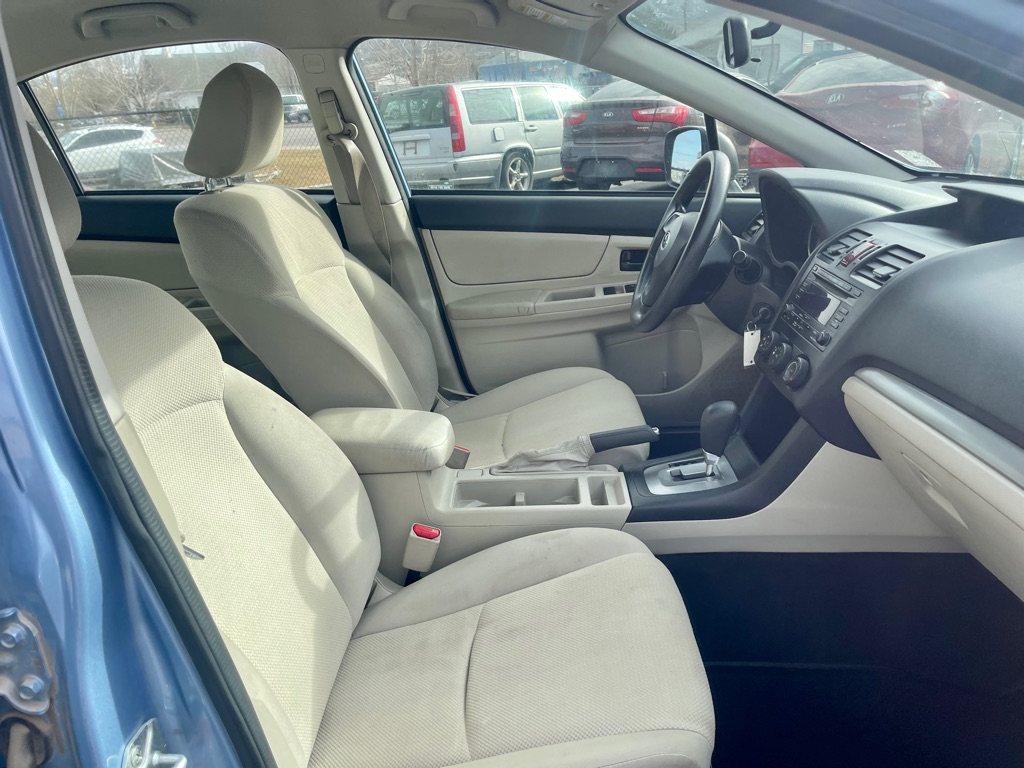 Photo 9 of this SUBARU IMPREZA