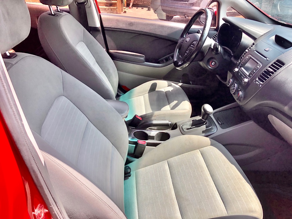 Photo 9 of this KIA FORTE