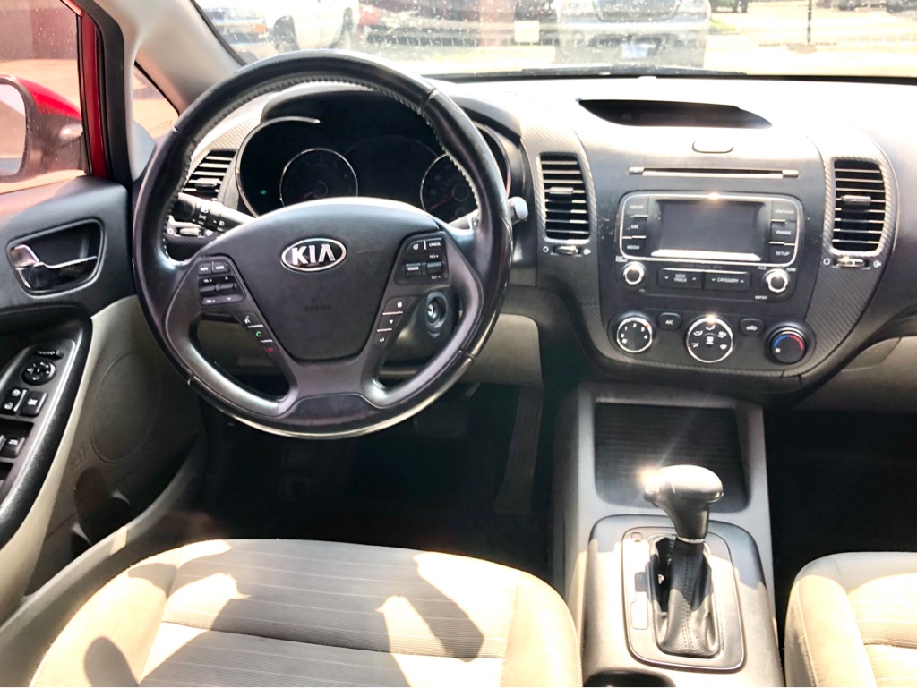 Photo 7 of this KIA FORTE
