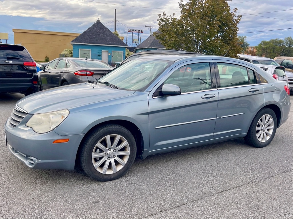 Photo 2 of this CHRYSLER SEBRING