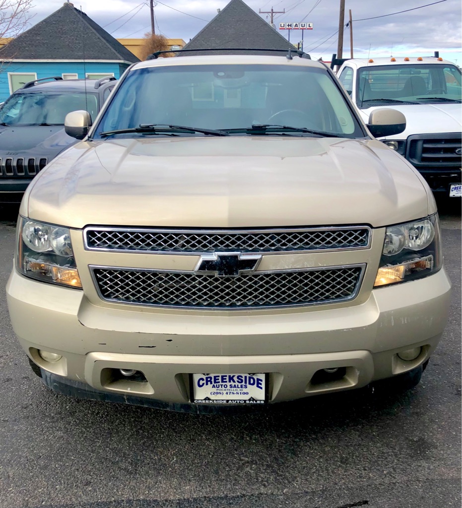 Photo 2 of this CHEVROLET AVALANCHE