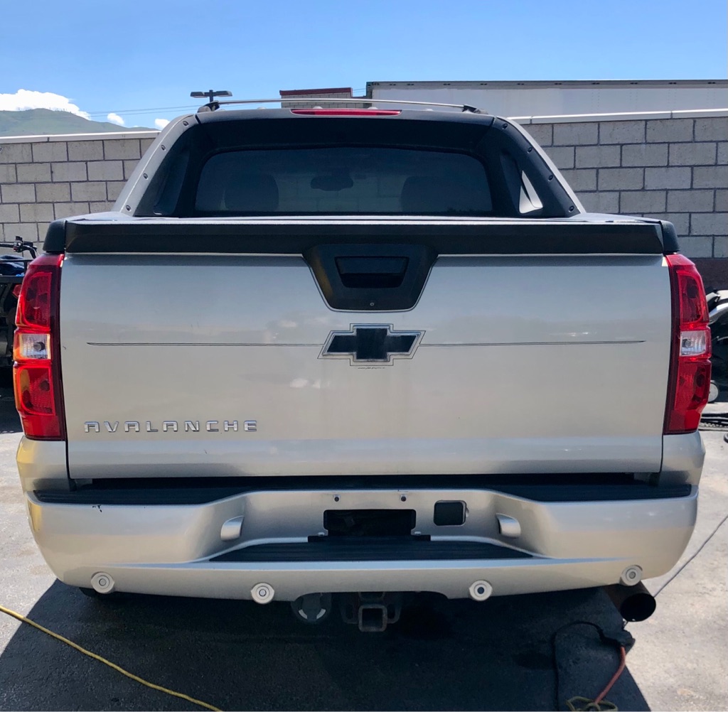 Photo 4 of this CHEVROLET AVALANCHE