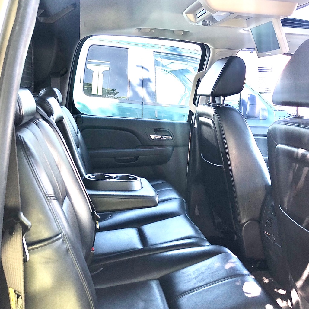 Photo 9 of this CHEVROLET AVALANCHE
