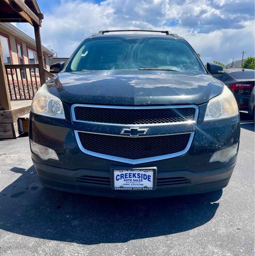 Photo 3 of this CHEVROLET TRAVERSE