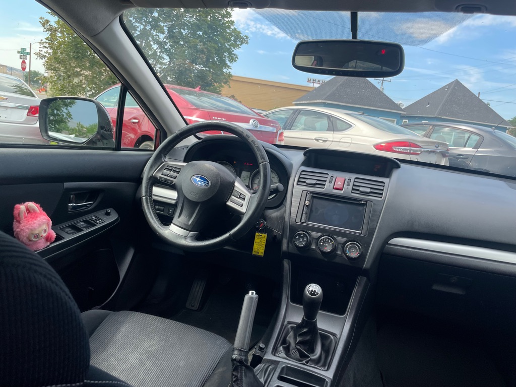 Photo 7 of this SUBARU IMPREZA