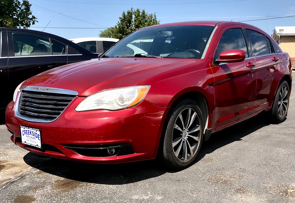 2012 CHRYSLER 200
