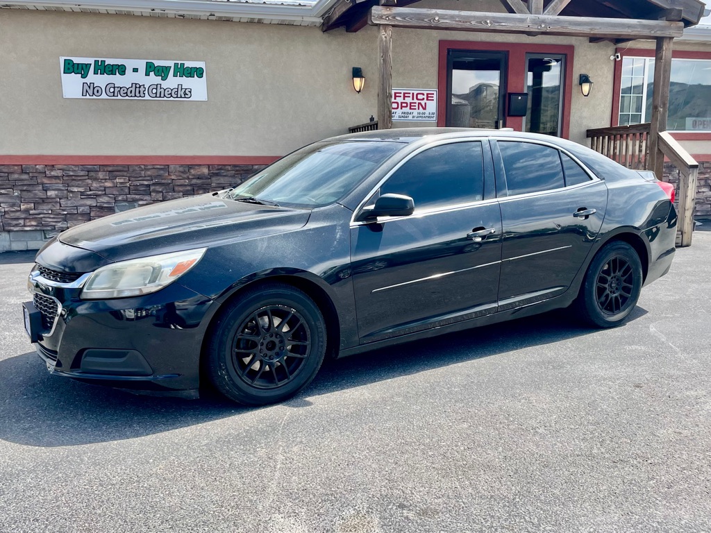 Photo 3 of this CHEVROLET MALIBU