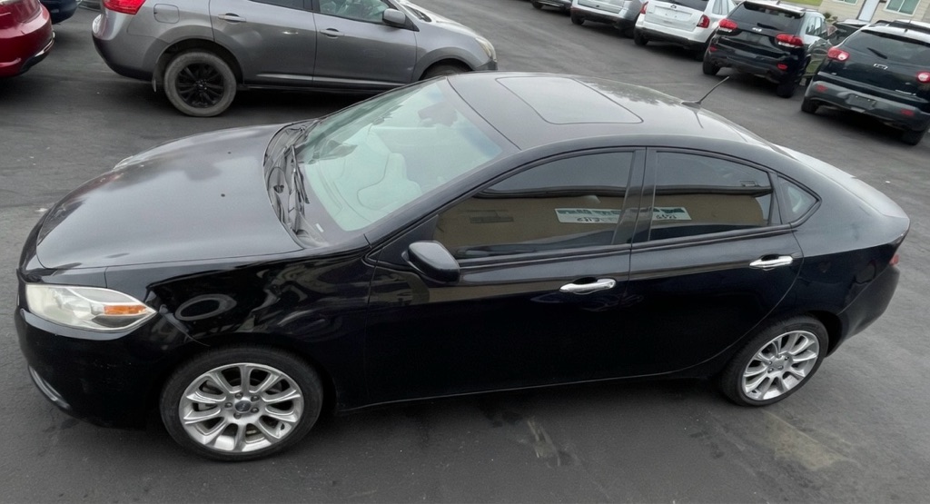 Photo 3 of this DODGE DART