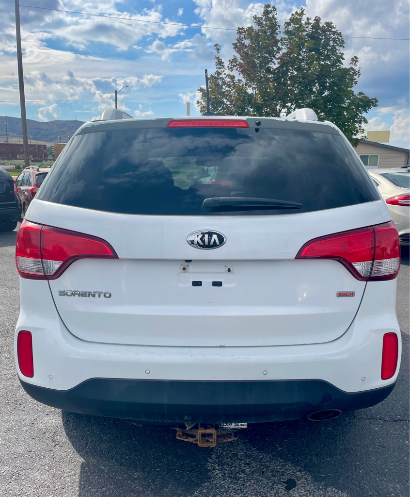 Photo 4 of this KIA SORENTO