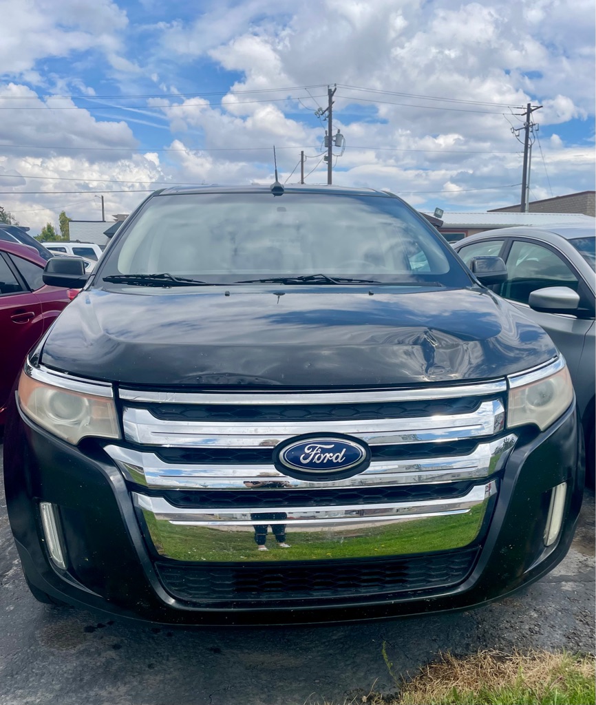Photo 3 of this FORD EDGE