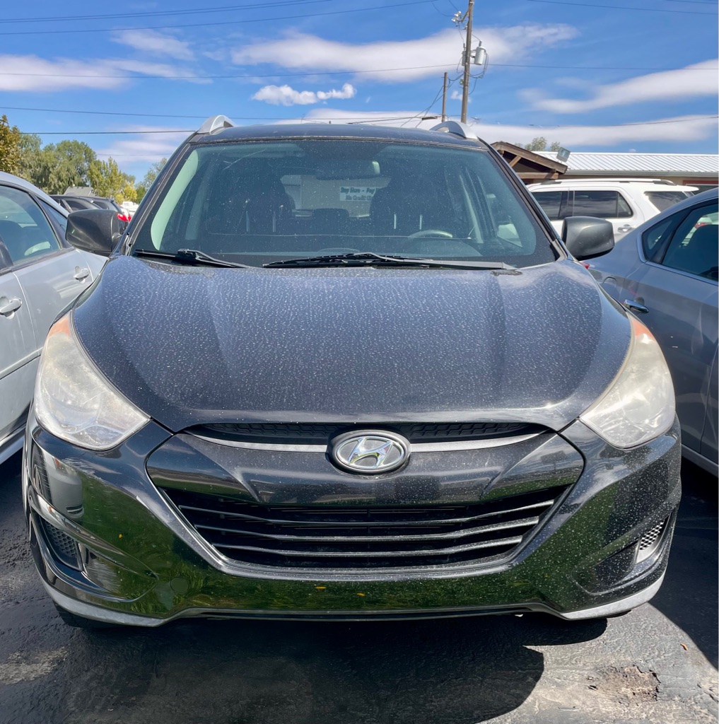 Photo 2 of this HYUNDAI TUCSON