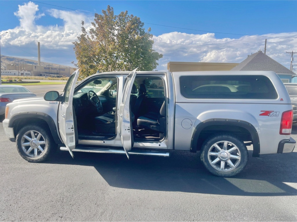 Photo 5 of this GMC SIERRA 1500