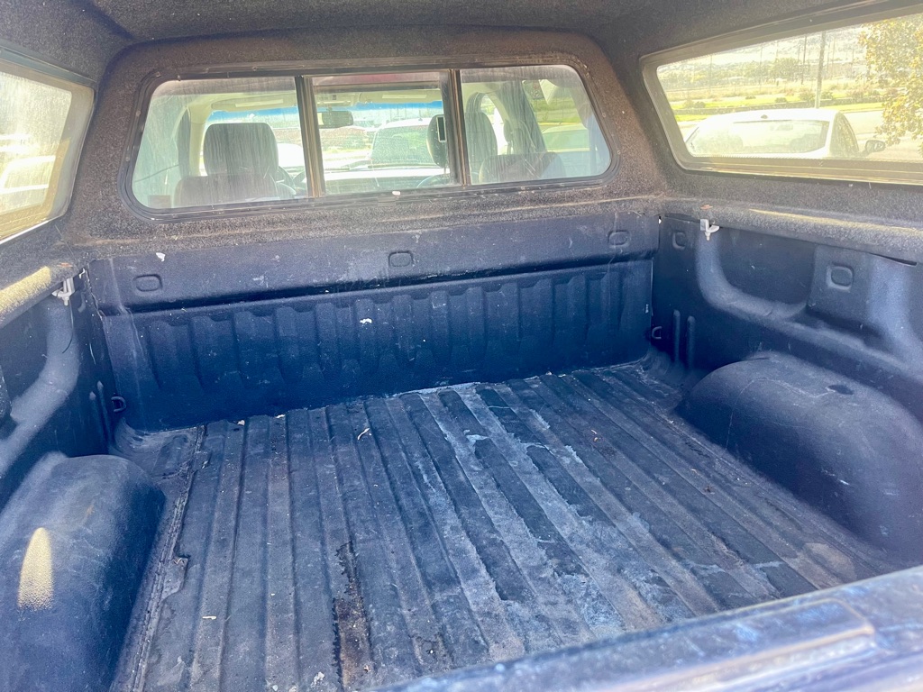Photo 8 of this GMC SIERRA 1500