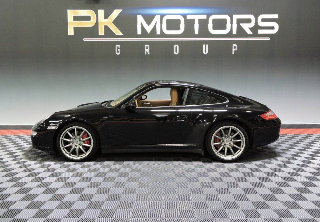 Photo 3 of this PORSCHE 911 CARRERA 4S