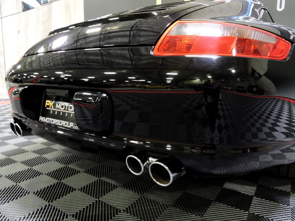 Photo 10 of this PORSCHE 911 CARRERA 4S