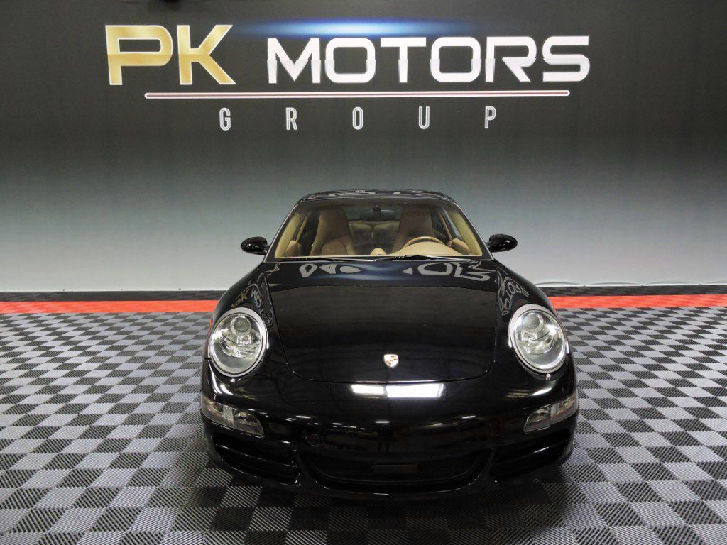 Photo 14 of this PORSCHE 911 CARRERA 4S