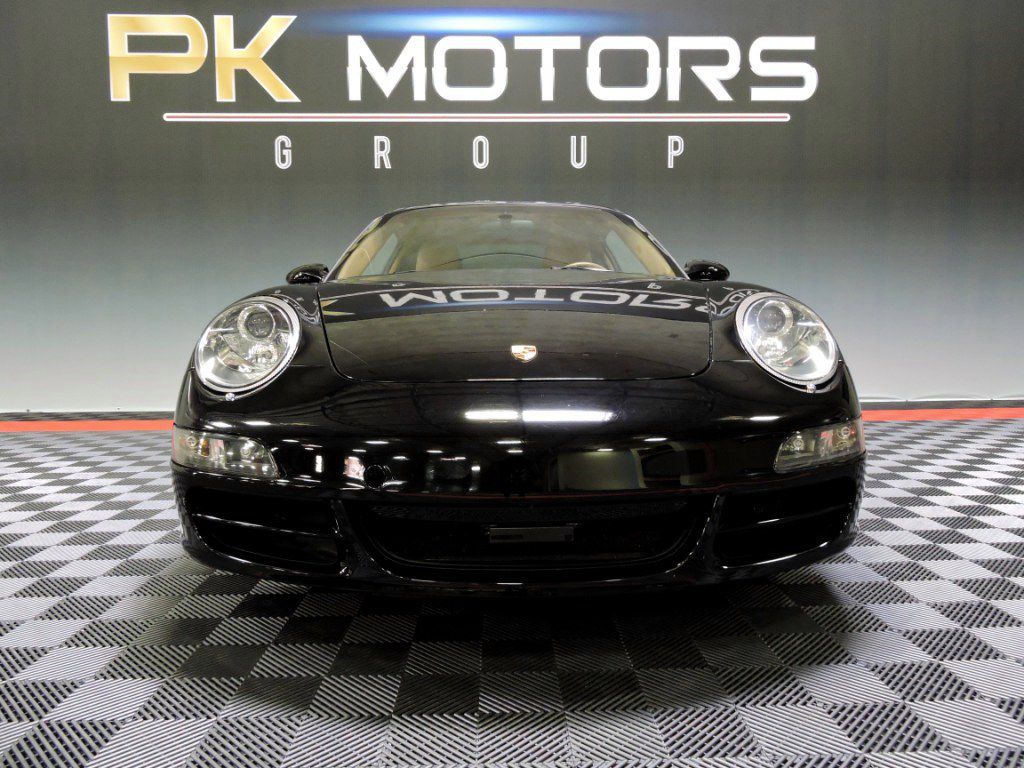 Photo 15 of this PORSCHE 911 CARRERA 4S