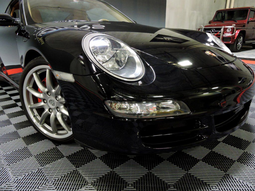 Photo 16 of this PORSCHE 911 CARRERA 4S