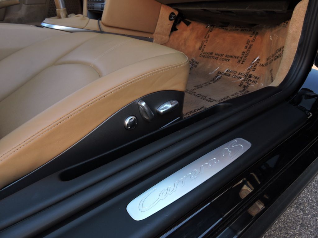Photo 28 of this PORSCHE 911 CARRERA 4S