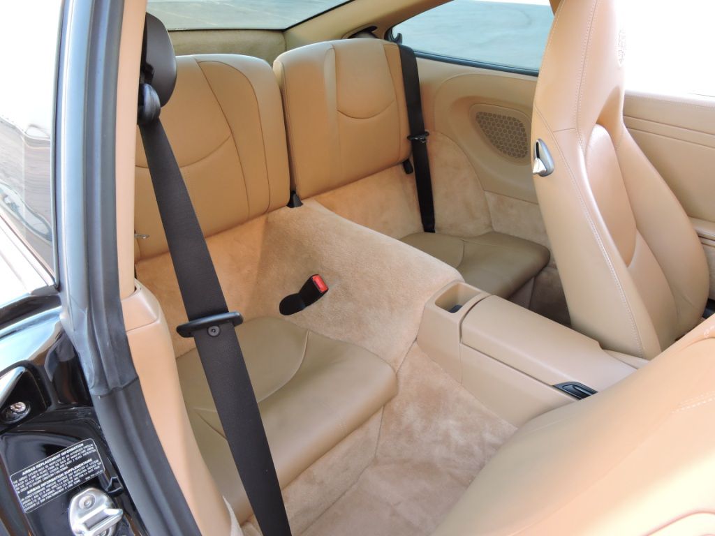 Photo 32 of this PORSCHE 911 CARRERA 4S