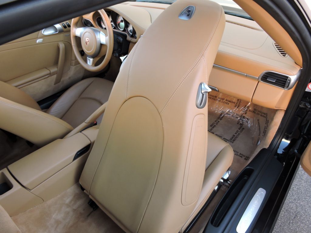 Photo 35 of this PORSCHE 911 CARRERA 4S