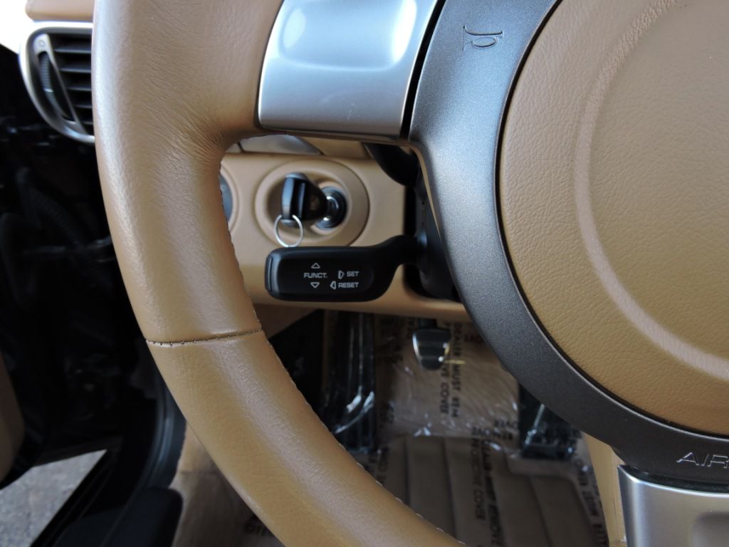 Photo 49 of this PORSCHE 911 CARRERA 4S