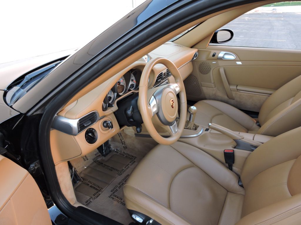 Photo 50 of this PORSCHE 911 CARRERA 4S