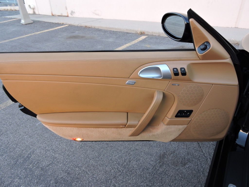 Photo 58 of this PORSCHE 911 CARRERA 4S