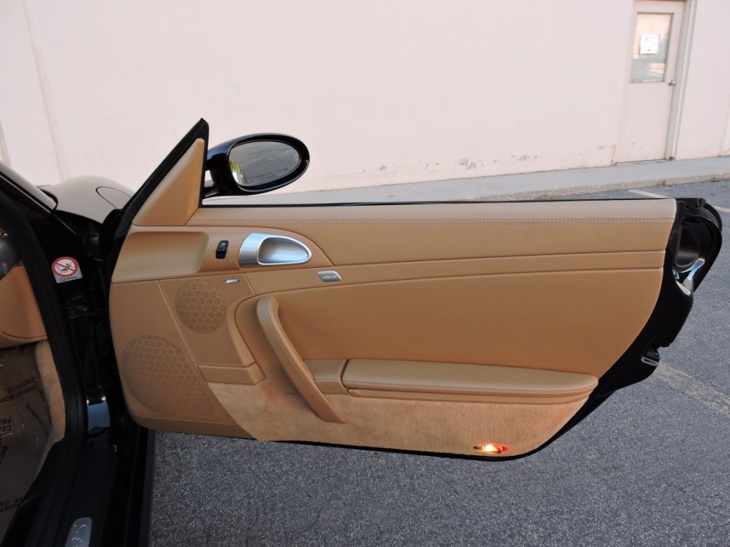 Photo 60 of this PORSCHE 911 CARRERA 4S