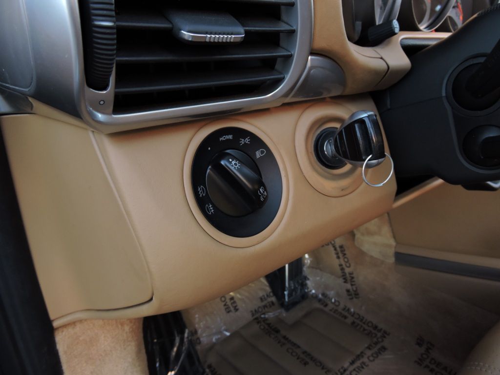 Photo 62 of this PORSCHE 911 CARRERA 4S