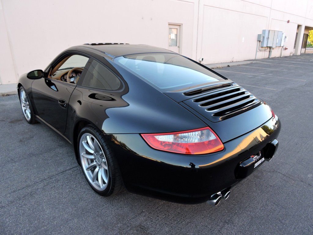 Photo 74 of this PORSCHE 911 CARRERA 4S
