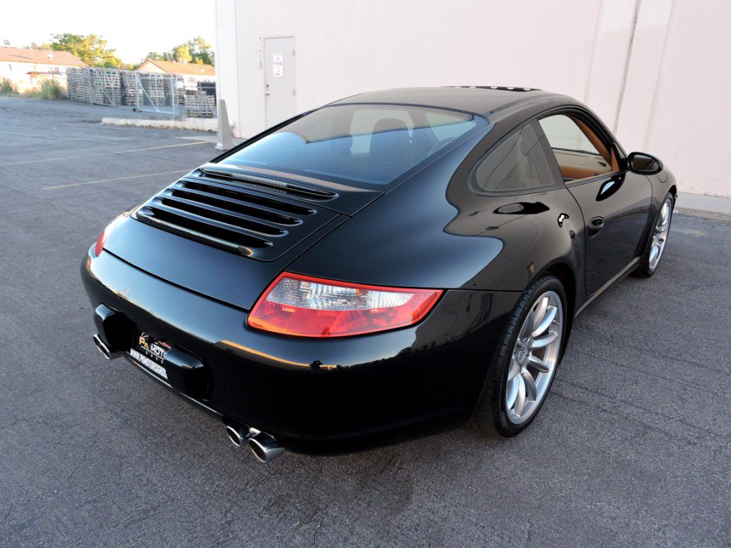 Photo 75 of this PORSCHE 911 CARRERA 4S