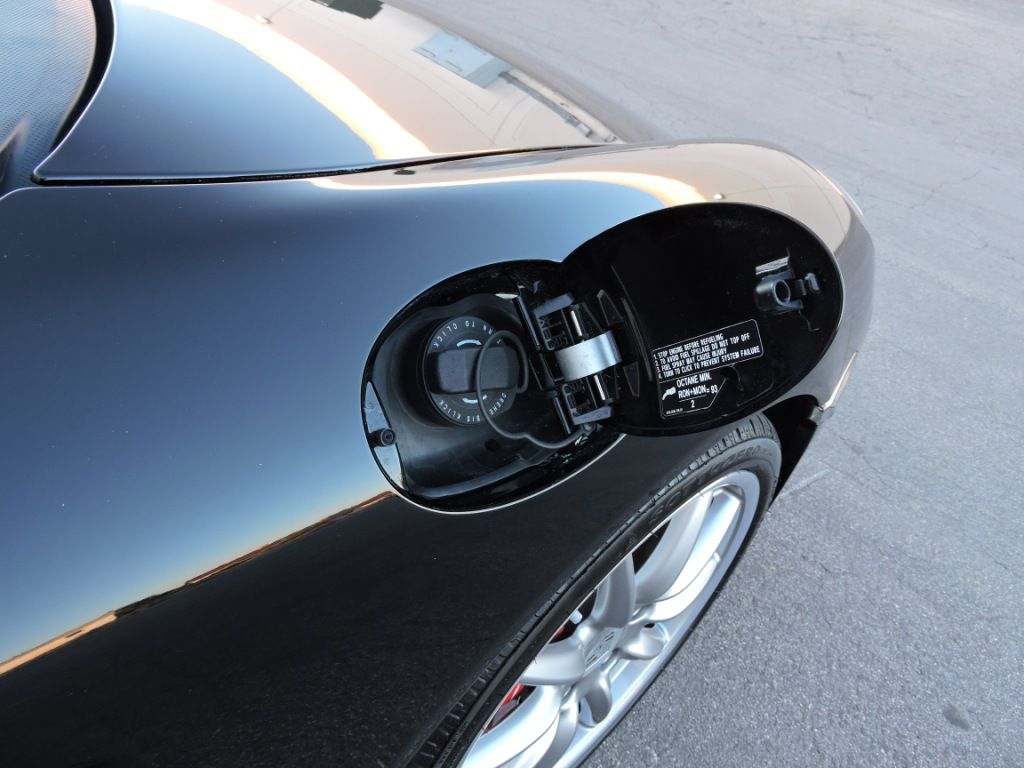 Photo 90 of this PORSCHE 911 CARRERA 4S