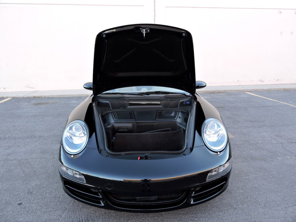 Photo 91 of this PORSCHE 911 CARRERA 4S