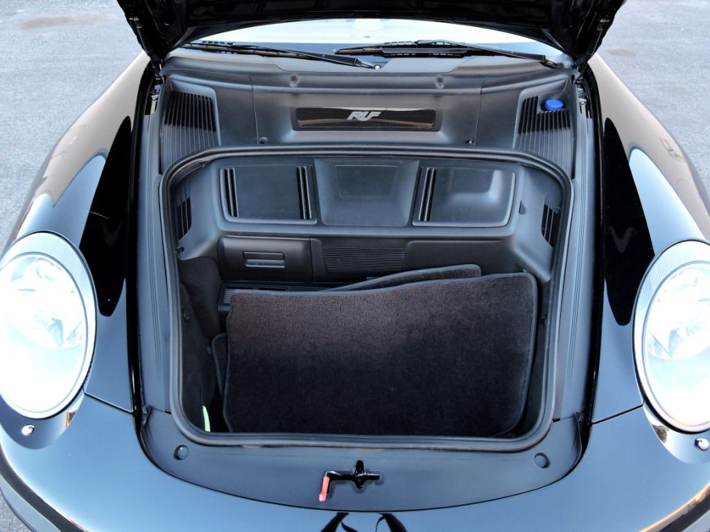 Photo 93 of this PORSCHE 911 CARRERA 4S