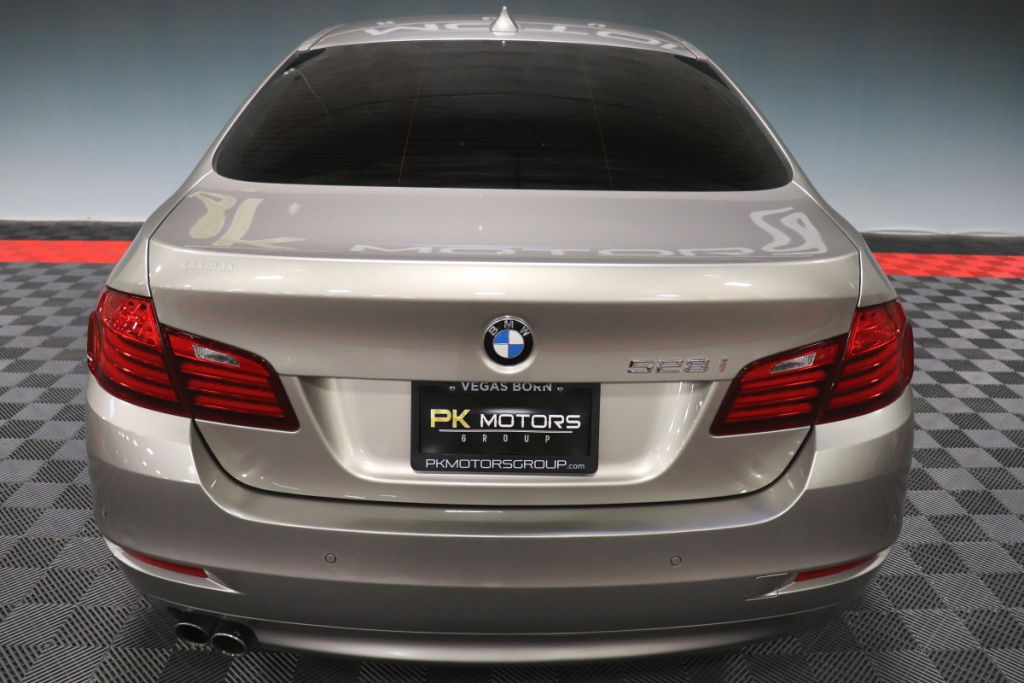 Photo 7 of this BMW 528I 528I