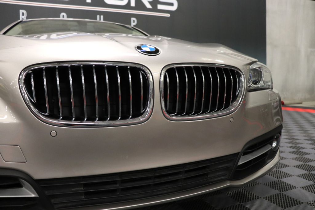 Photo 14 of this BMW 528I 528I