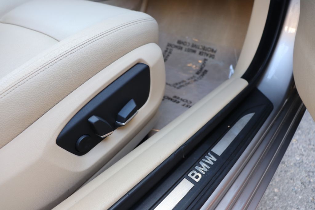 Photo 32 of this BMW 528I 528I