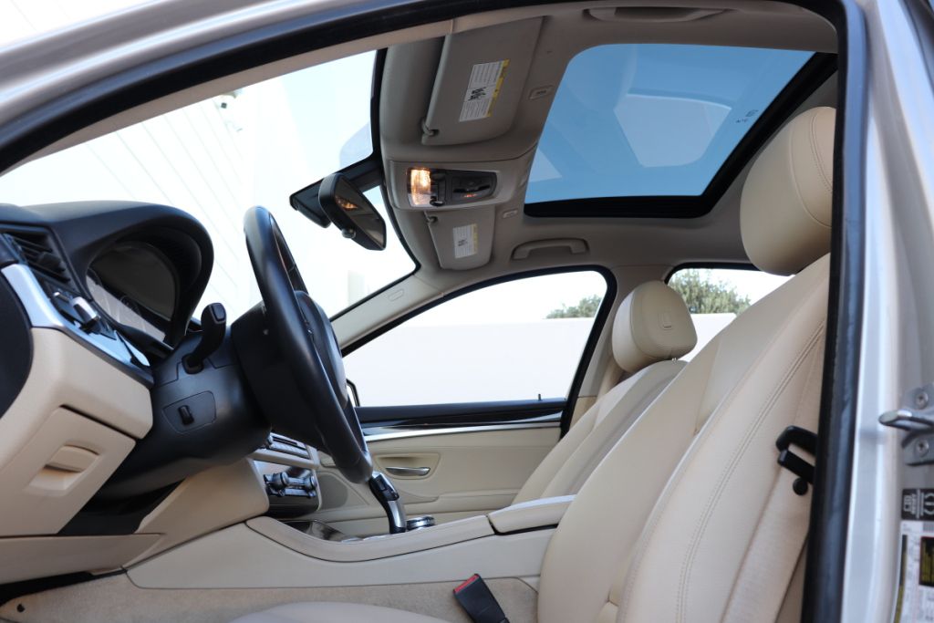 Photo 36 of this BMW 528I 528I