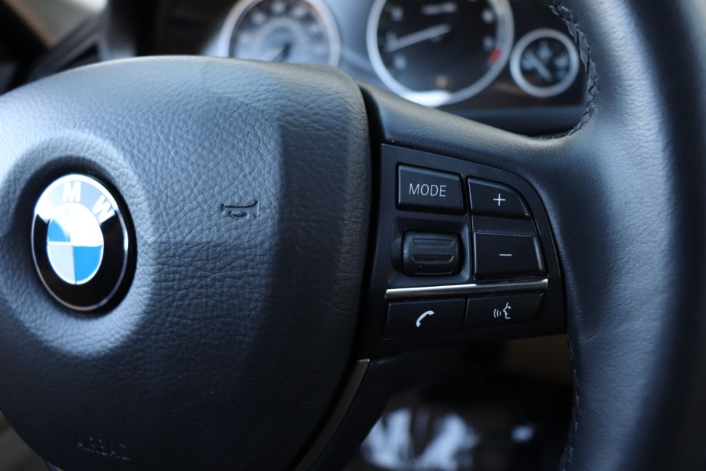 Photo 42 of this BMW 528I 528I